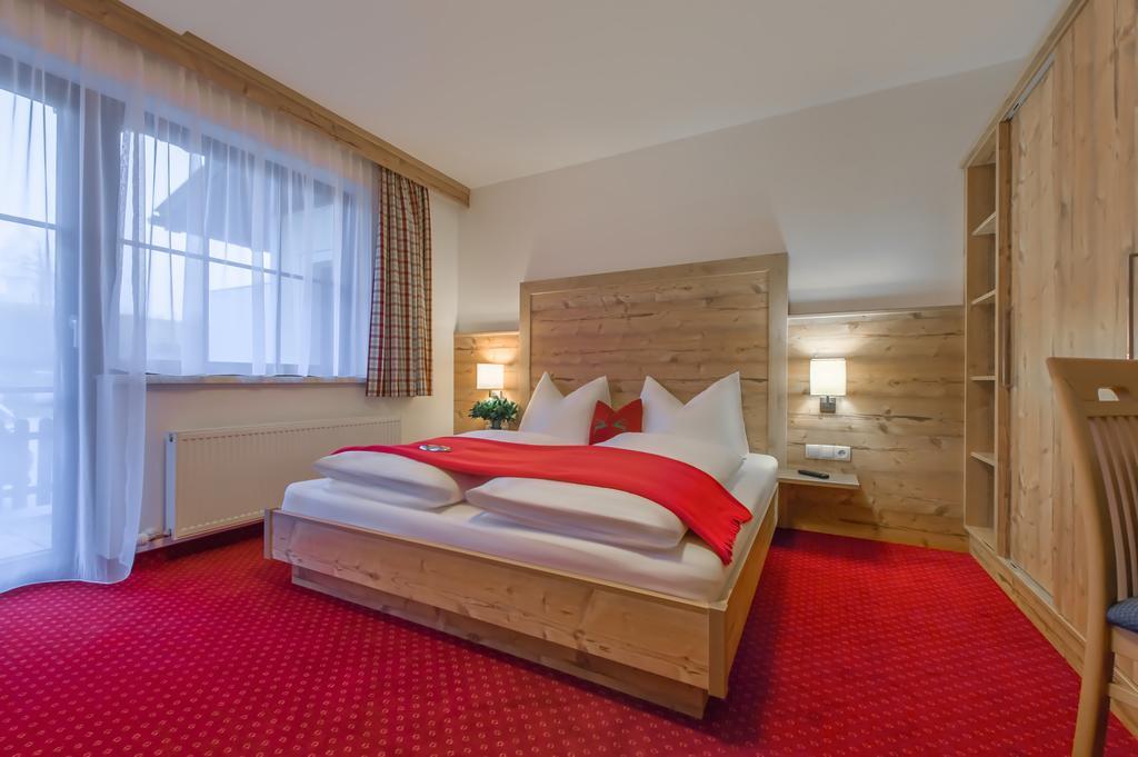 Pension Haus Am Dorfplatz Flachau Pokój zdjęcie